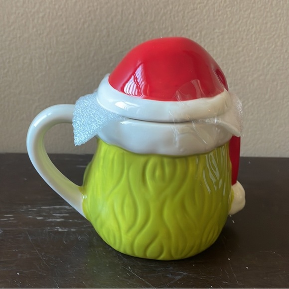The Grinch Santa Hat Christmas Mug Gift 65th Anniversary New - Picture 3 of 3